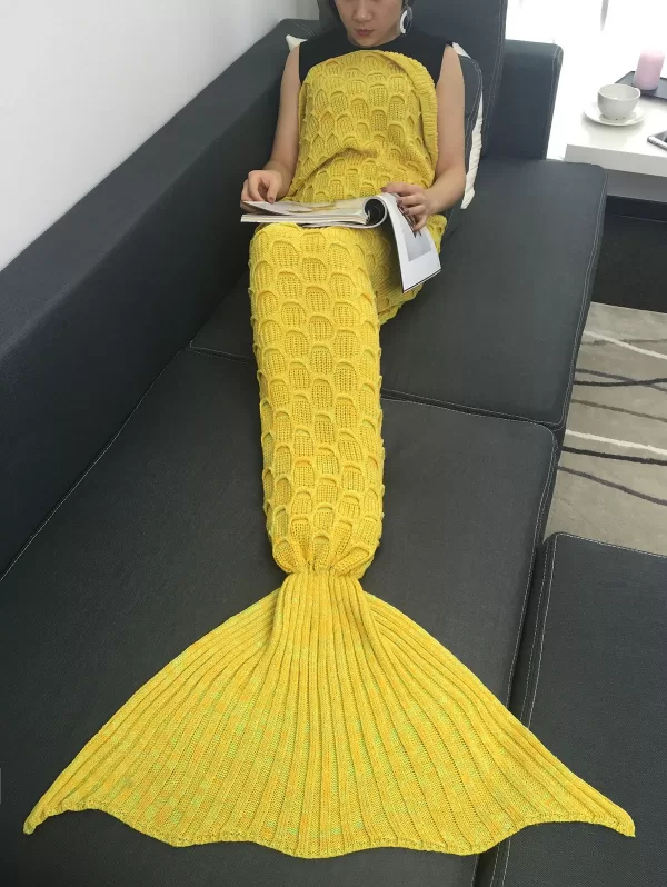 Comfortable Fish Scale Knitted Sofa Wrap Mermaid Blanket