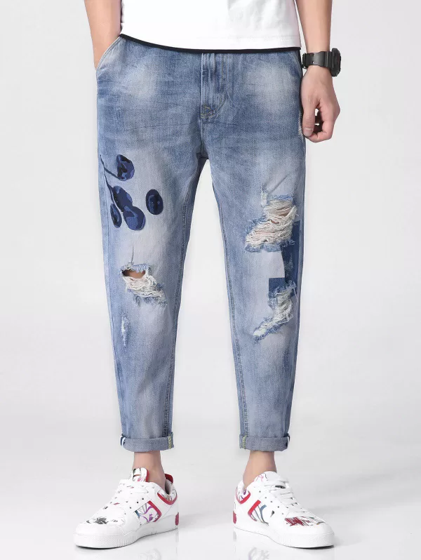 Floral Embroidery Ripped Zipper Fly Denim Jeans