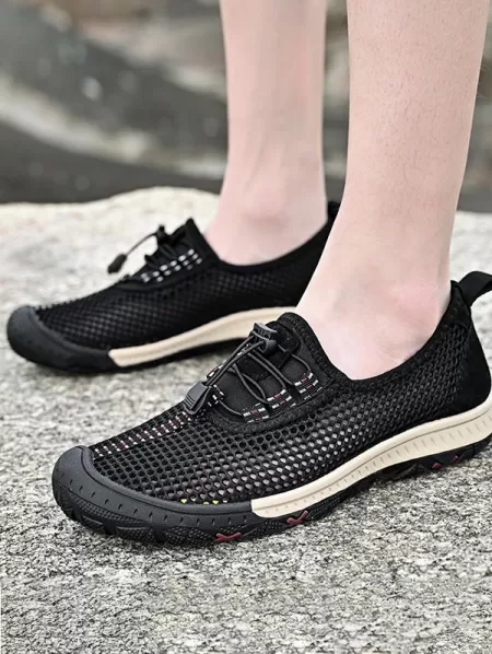 Summer Hollow Mesh Casual Shoes
